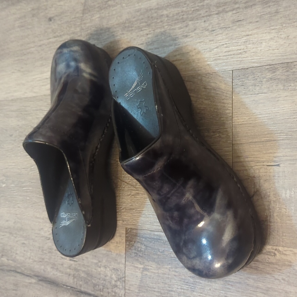 Dansko Clogs - Picture 4 of 8